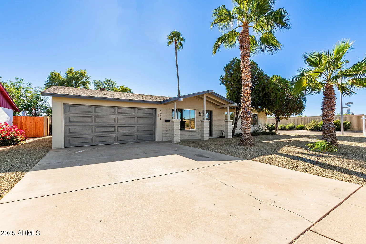 3401 E Shaw Butte Dr